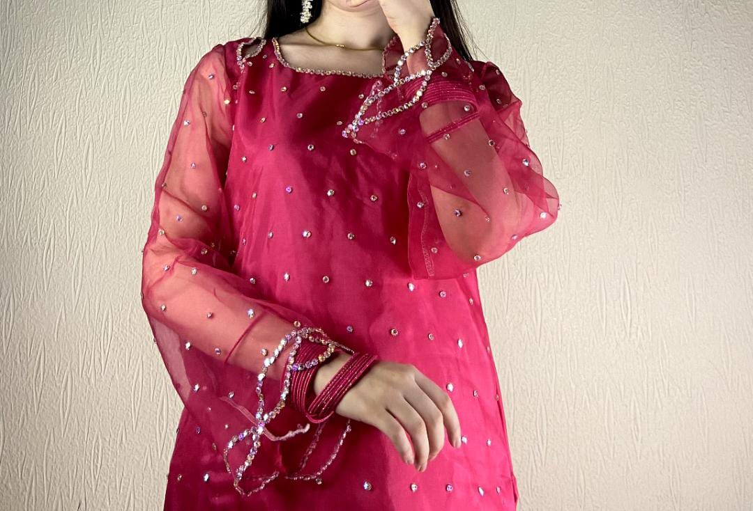 Crimson Red Luxury Formal Dress – Elvora Collection